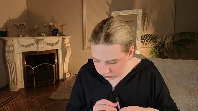 Jes Solar online show from January 18, 11:01 pm