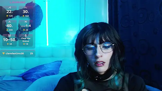 Snapshot of goth_minerva chatting on September 19, 2:05 pm goth minerva online show from September 19, 2:05 pm