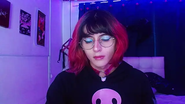 goth minerva online show from November 4, 1:27 pm