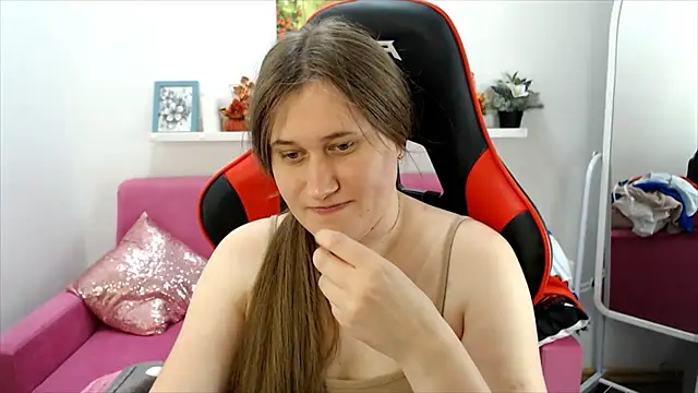 Lucky Lana online show from July 15, 3:00 am