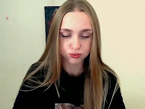 Doll Angelina online show from October 2, 6:29 am