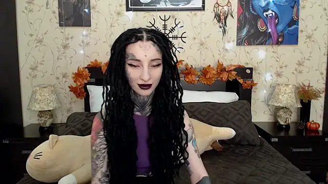 Velvetbat online show from October 17, 7:00 am
