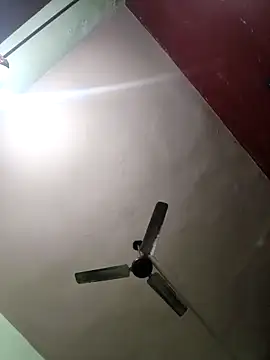 Eshwari Chopra online show from March 28, 12:48 pm