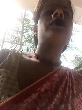 Snapshot of Eshna_Dabral chatting on October 18, 7:55 am Eshna Dabral online show from October 18, 7:55 am