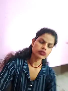 Snapshot of Eshna_Dabral chatting on September 13, 3:25 am Eshna Dabral online show from September 13, 3:25 am