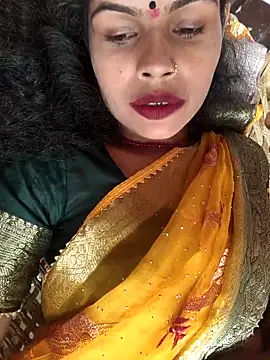 Eshna Dabral online show from October 19, 11:12 am