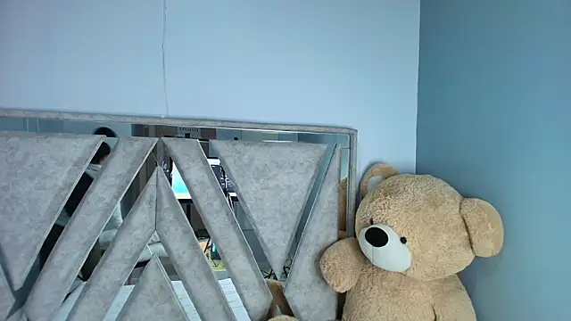 Elaine87  online show from September 25, 10:40 pm