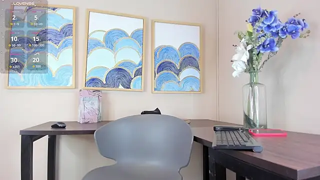 andrea xoe  online show from November 28, 1:58 pm