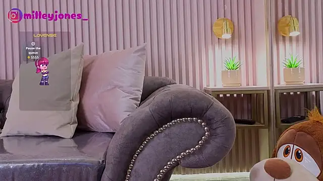 MilleyJones online show from April 13, 11:44 am