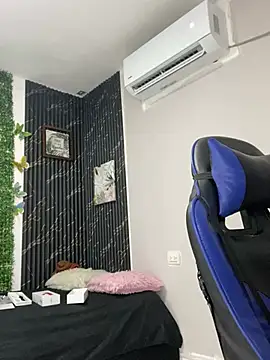 sashaoficial  online show from March 23, 11:11 pm