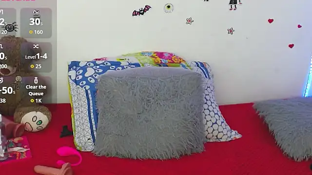 Rihanna Flex online show from November 4, 8:14 pm