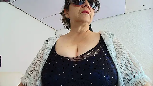 Milfysis online show from February 10, 3:26 pm