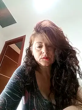 lunadicty online show from September 10, 10:43 pm