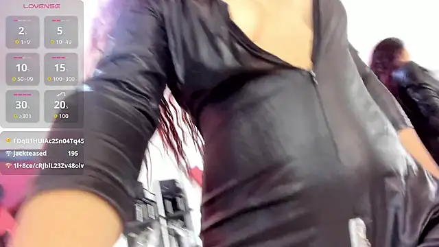 Snapshot of MissAlinaMontero chatting on September 28, 8:36 pm MissAlinaMontero online show from September 28, 8:36 pm
