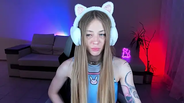 SweetMeeow online show from November 18, 1:28 am