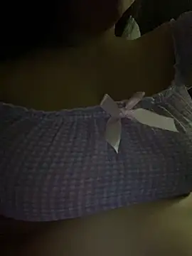 w3tkittty online show from February 1, 10:08 pm