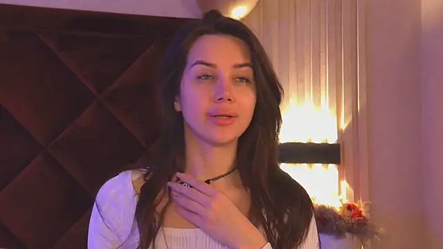 StacyHarland online show from April 18, 4:26 am