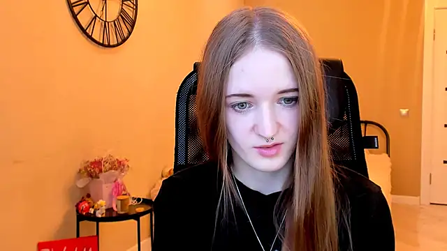 KateKayer online show from November 19, 12:27 pm