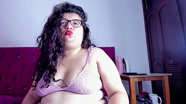 Snapshot of mystery_psique chatting on October 14, 7:38 pm mystery psique online show from October 14, 7:38 pm