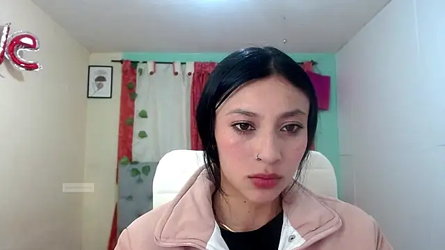 Snapshot of vale_miel chatting on October 15, 11:40 pm vale miel online show from October 15, 11:40 pm