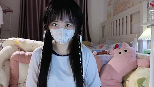 Snapshot of love-uiui chatting on October 7, 1:26 pm love-uiui online show from October 7, 1:26 pm