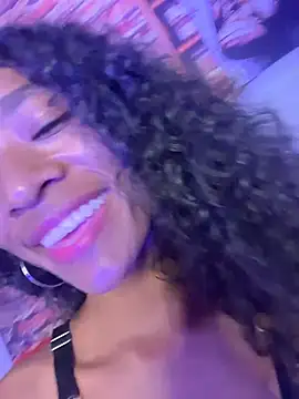 SweetCheeksXXX online show from July 18, 9:28 pm