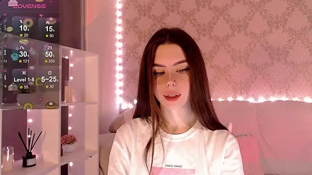 Snapshot of HolyMiax chatting on October 7, 4:06 am HolyMiax online show from October 7, 4:06 am