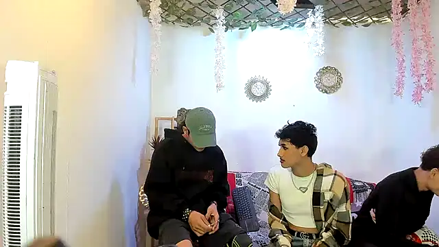 Bastian boyshot77 online show from February 15, 1:54 pm