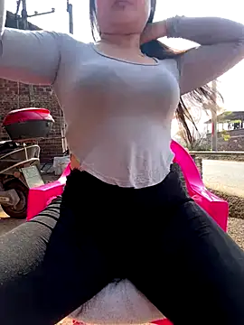 chenyu0308 online show from December 19, 3:32 am