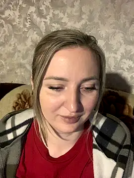 hotsteacher online show from December 3, 1:41 am