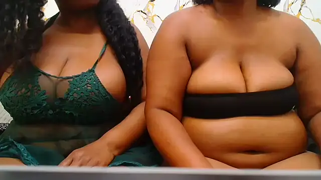 HornnyBabe35 online show from July 22, 11:00 am