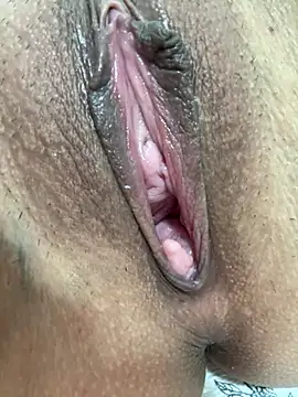 uulove521 online show from September 12, 4:14 pm