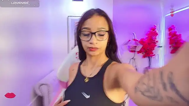 Snapshot of Katty_rounds chatting on October 9, 12:42 pm Katty rounds online show from October 9, 12:42 pm