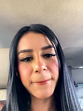 Juliana Xander online show from December 3, 4:42 pm