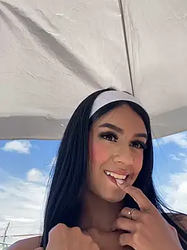 Juliana Xander online show from December 1, 2:20 pm