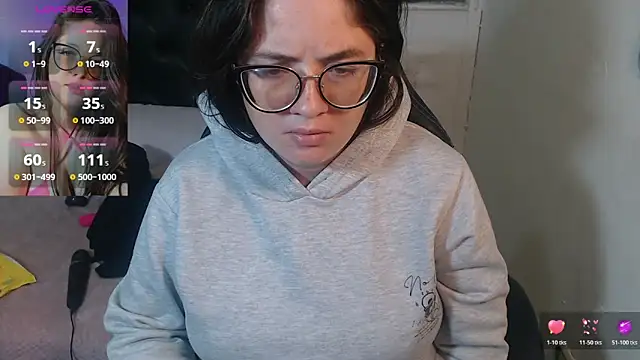 KrystalAdams online show from April 4, 11:20 am