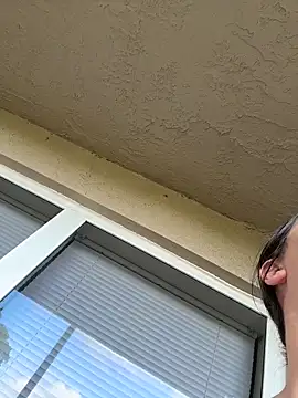 sweetsirenn online show from March 16, 1:48 pm