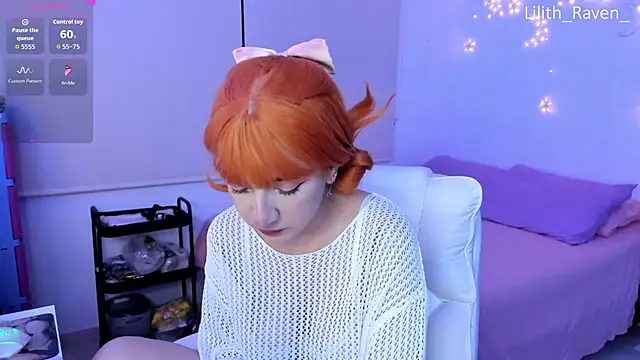 Snapshot of Lilith_Raven_ chatting on September 26, 3:37 am Lilith Raven online show from September 26, 3:37 am