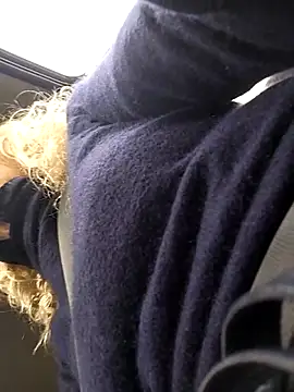 clarabell4 online show from December 2, 7:54 am