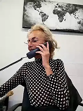 clarabell4 online show from October 10, 7:46 am