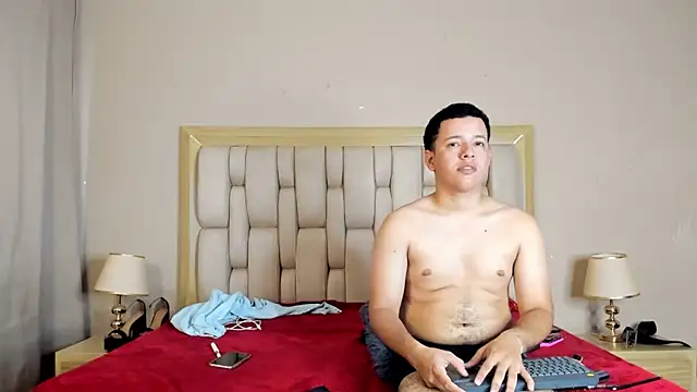 SofiandMarko online show from January 15, 9:43 pm