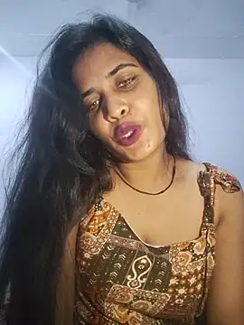 cute radhikaa online show from June 10, 8:57 am