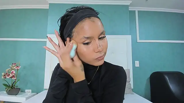 ania gomez online show from September 18, 10:52 pm