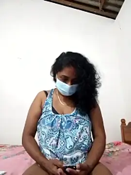 boosypussy online show from December 13, 8:04 pm