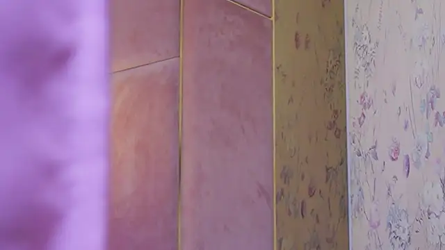 LucyLextonX online show from March 14, 4:30 pm