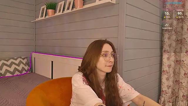 Snapshot of Vikki_wyye chatting on September 22, 2:43 am Vikki wyye online show from September 22, 2:43 am