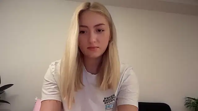 Kitty Swetty online show from January 16, 12:06 am