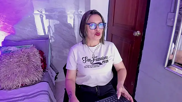 Agatha Pleasure online show from September 15, 11:51 am