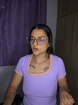 Coralinne   online show from July 25, 2:18 am