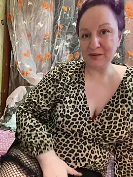 FetishIris online show from April 30, 3:17 pm